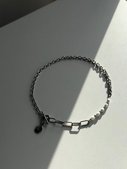 Drift Necklace